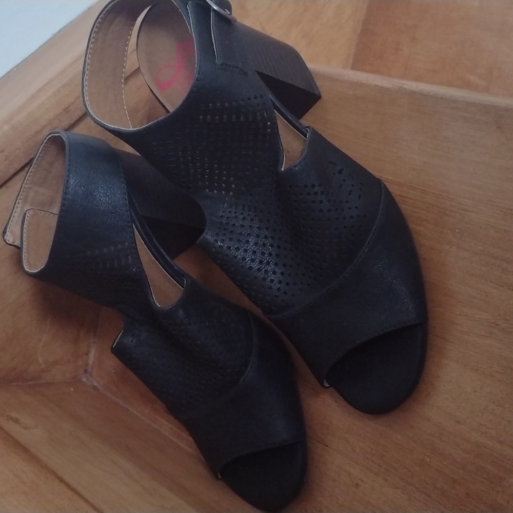 Jelly pop comfort fit sandals